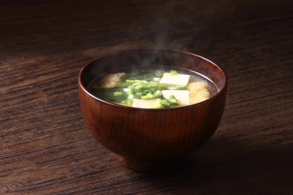 ヴィーガンライフにおすすめ！毎日食べたいお味噌汁レシピのサムネイル