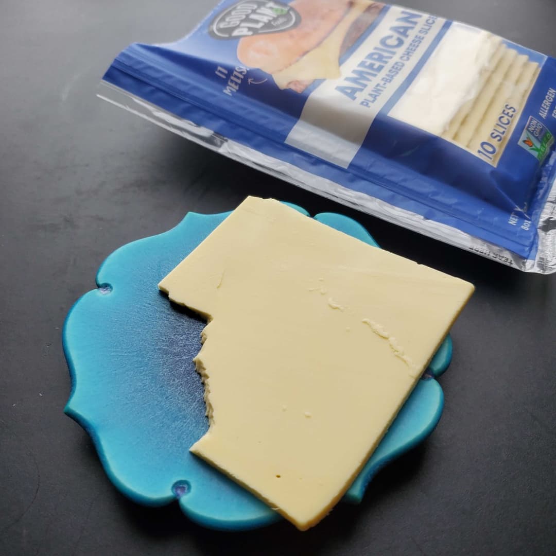 話題の植物性ツナ「OMNIツナ（オムニツナ）」とヴィーガンチーズ「GOOD Foods」をレビュー VEGAN’S LIFE